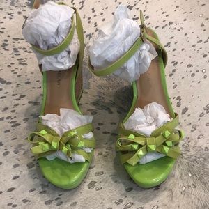 Bright green wedges